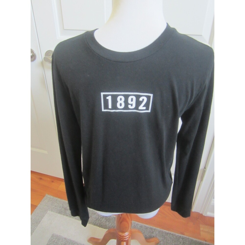 ABERCROMBIE KIDS LONG SLEEVE BLACK TEE DESIGNS ON BOTH SIDES 15/16
